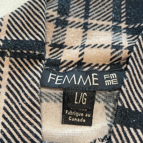 Stretch mock neck by Femme Carriere - Picture 2 of 6